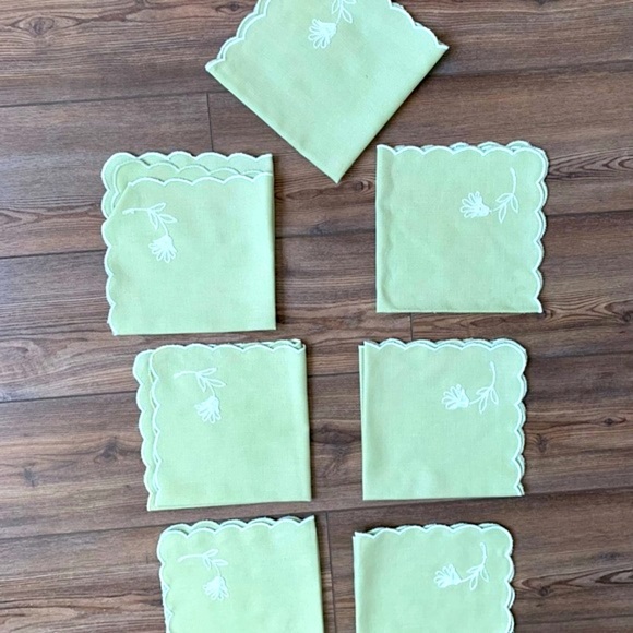 Table mats - Picture 1 of 5